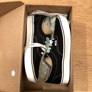 Vans COMFYCUSH ERA shoes